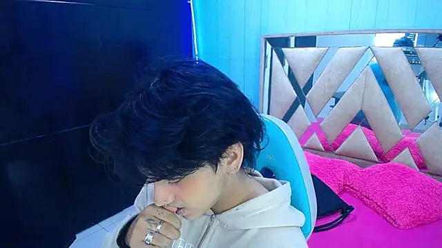 alex 477 online show from November 13, 11:59 am