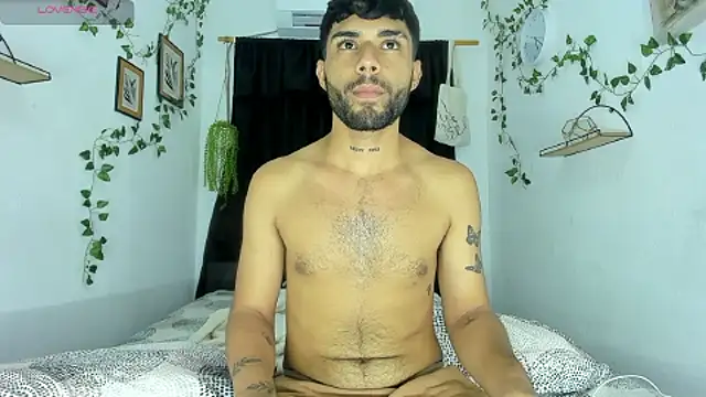 Snapshot of Alex_BigDickkk chatting on September 29, 10:16 pm Alex BigDickkk online show from September 29, 10:16 pm
