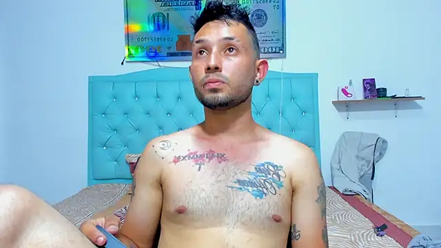 Bad Couple 1 online show from November 1, 11:20 pm