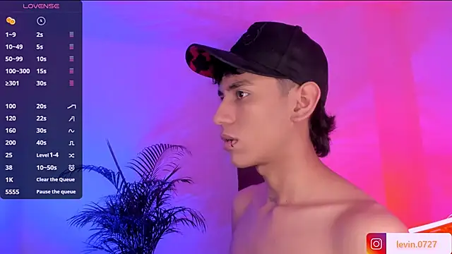 Levin Hikaru online show from October 3, 7:35 am