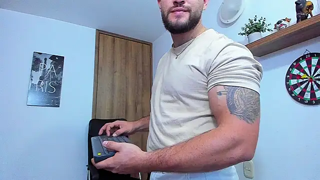 AndrewDiaz online show from September 27, 4:16 pm