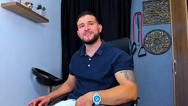 AndrewDiaz online show from January 18, 6:04 am