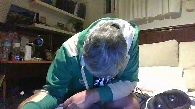 parejamlga58 online show from December 3, 2:34 am