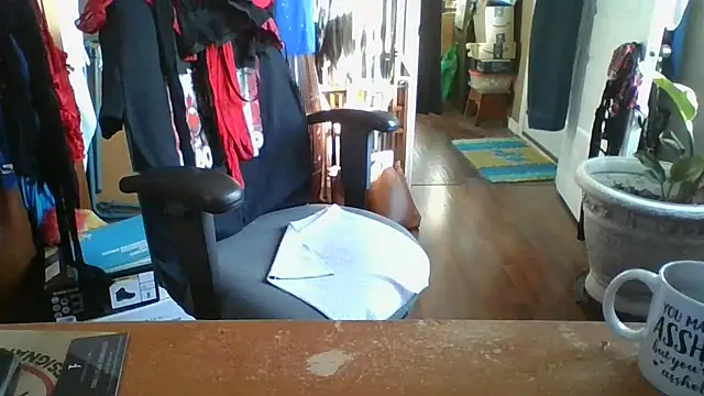 Snapshot of Daremeknot chatting on October 15, 1:41 pm Daremeknot online show from October 15, 1:41 pm