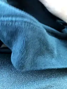 Dut421xh online show from November 16, 9:28 pm