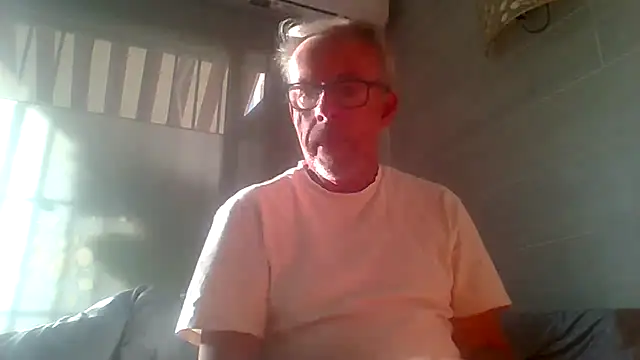 tuggy59 online show from November 1, 7:56 am