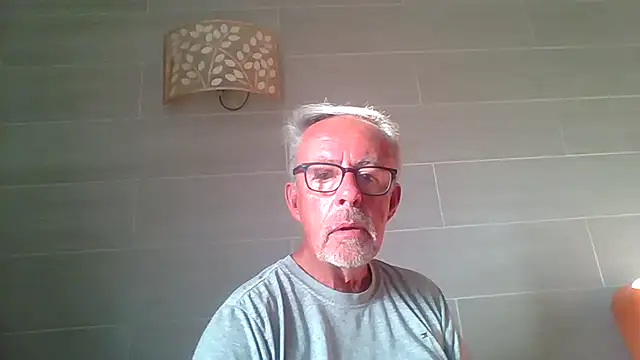 tuggy59 online show from November 11, 8:08 am