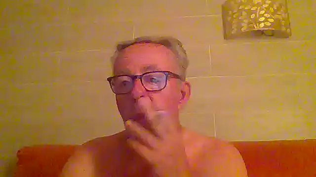tuggy59 online show from July 15, 4:41 am