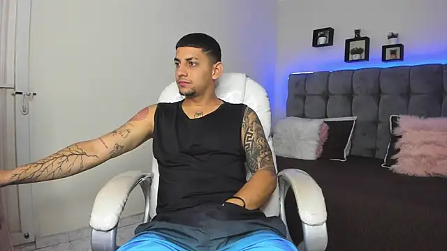 Alex cute77 online show from February 7, 12:28 pm