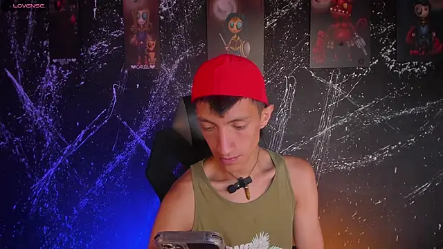 DereckCooperr online show from February 2, 10:40 pm