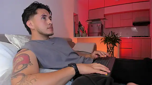 Chriskyle  online show from December 2, 11:54 pm