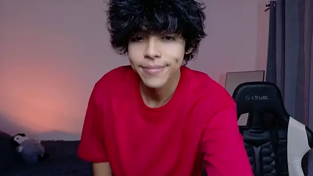 Alan26  online show from April 21, 12:02 am