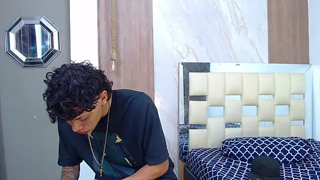 Harry jhonsson online show from April 17, 12:35 am