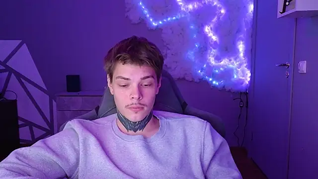 DENIS HERE online show from December 24, 12:00 pm