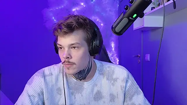 DENIS HERE online show from January 25, 8:21 am