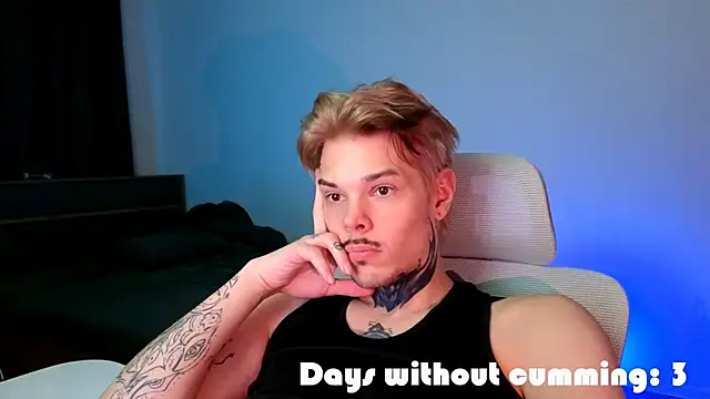 DENIS HERE online show from April 21, 8:59 pm