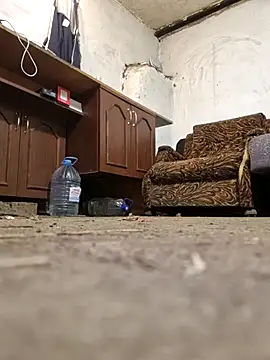 WhoreAnalsssxxx online show from May 9, 7:48 pm