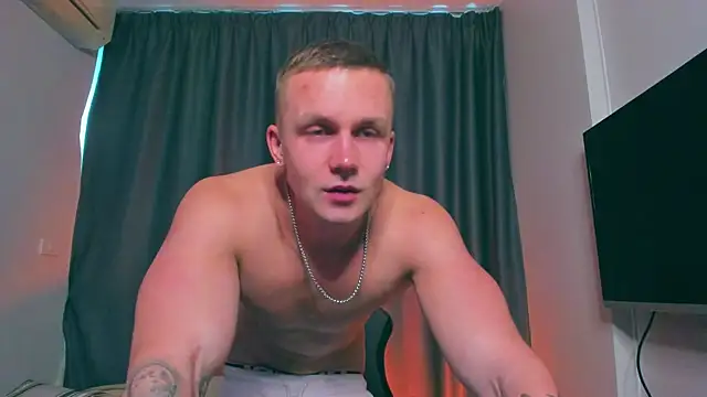 Samuel Andrew online show from March 13, 1:43 am