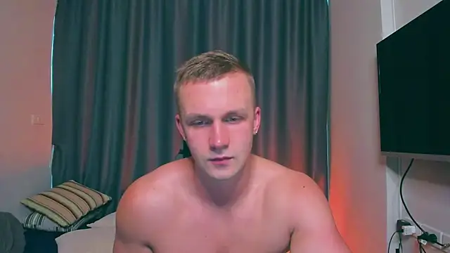 Samuel Andrew online show from March 18, 1:24 am