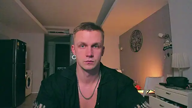 Samuel Andrew online show from October 18, 2:16 am