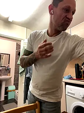 Yourhotboy 42 online show from October 15, 6:15 pm