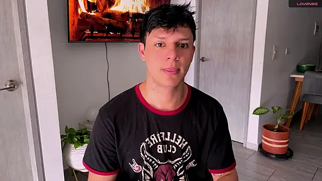 Alexxblue online show from April 7, 4:51 pm