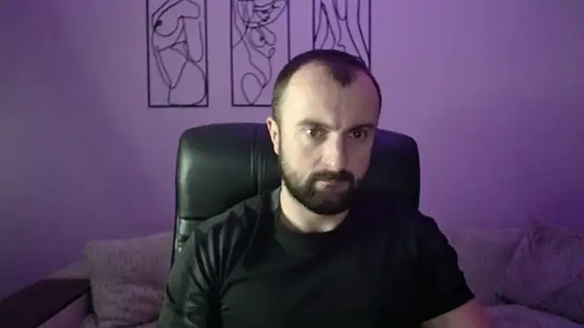 brindlefly6969 online show from November 20, 12:15 pm