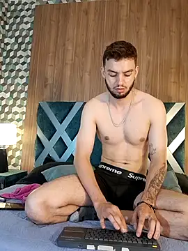 Michael magno online show from April 18, 7:58 pm