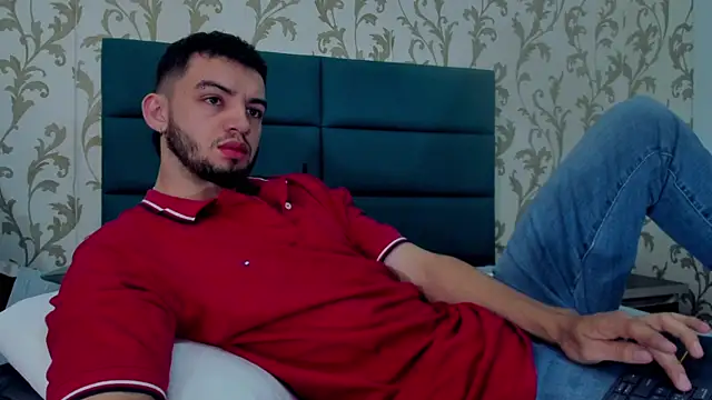 Michael magno online show from December 17, 10:01 am