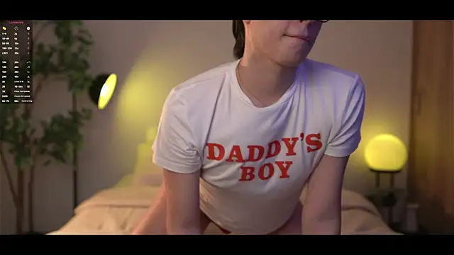 SrLuis18 online show from March 1, 2:22 am