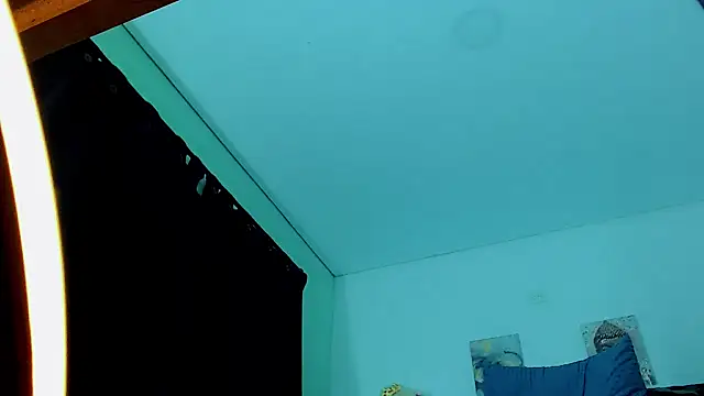 Liamscott  online show from February 20, 2:41 am