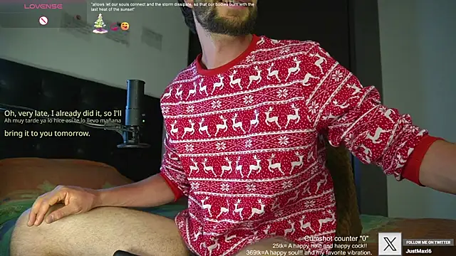 Snapshot of just_maxii chatting on January 13, 12:09 am just maxii online show from January 13, 12:09 am