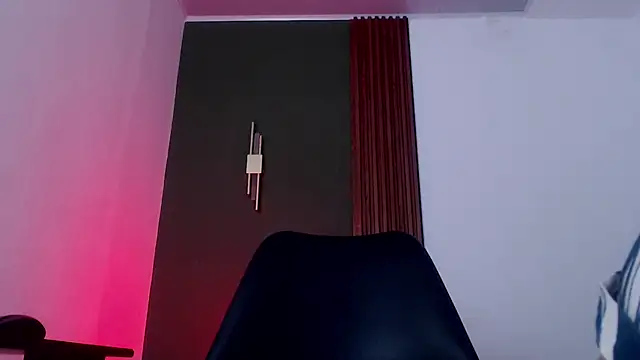 jean sneider online show from January 31, 9:02 pm