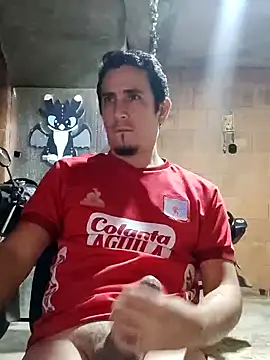 Snapshot of Rejy1992 chatting on December 13, 4:33 am Rejy1992 online show from December 13, 4:33 am