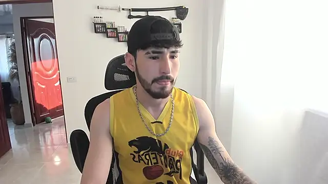 DmitriSanders online show from March 10, 10:05 pm