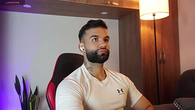 MarkHazze online show from November 7, 10:57 pm