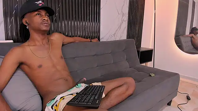 BRYXXXON1 online show from December 28, 1:40 pm