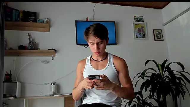 manucute 23  online show from February 27, 7:57 pm