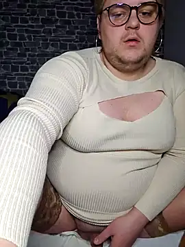 MoniqueBader22 online show from December 21, 5:47 am