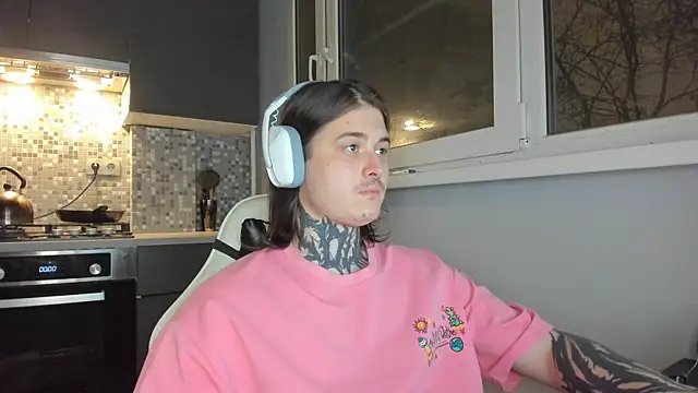  torfin  online show from December 19, 8:23 pm