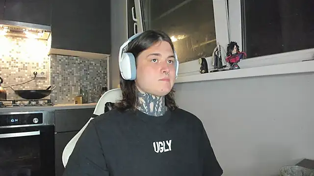  torfin  online show from February 20, 5:51 pm