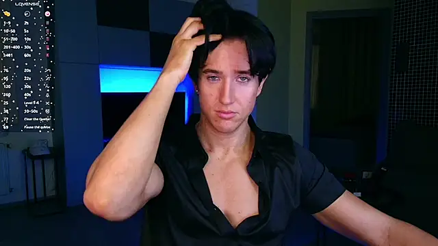 ChristianLevine  online show from June 1, 8:53 pm