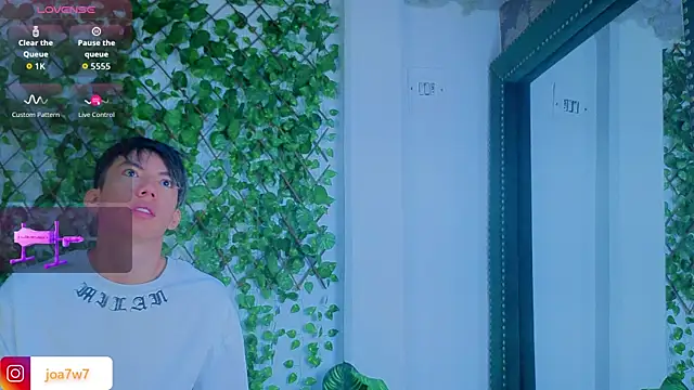 Levii Ackermann online show from January 8, 2:00 pm