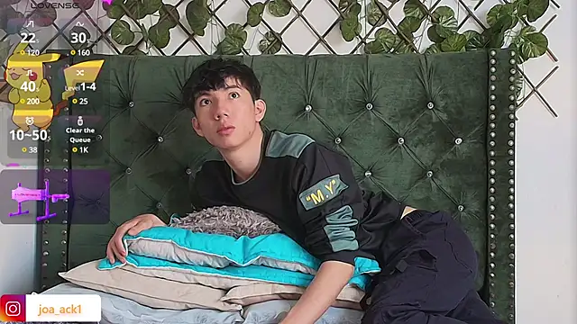 Levii Ackermann online show from January 20, 1:53 pm