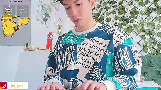 Levii Ackermann online show from January 22, 3:18 pm