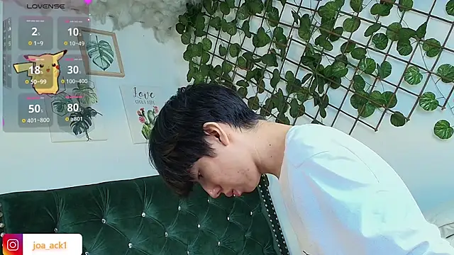 Levii Ackermann online show from March 18, 2:06 pm