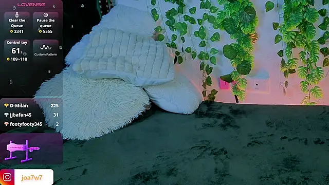 Levii Ackermann online show from October 8, 6:56 pm