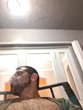 Zander823 online show from February 16, 8:01 am