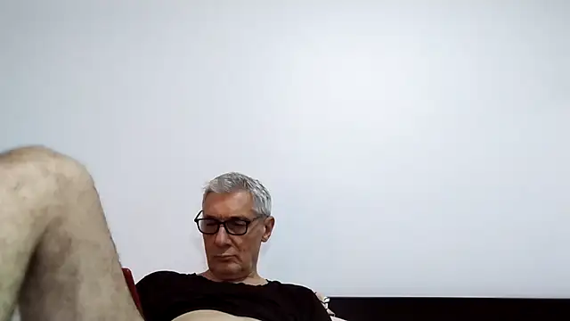 BIGUNCUTHARDCOCK online show from April 4, 1:57 am