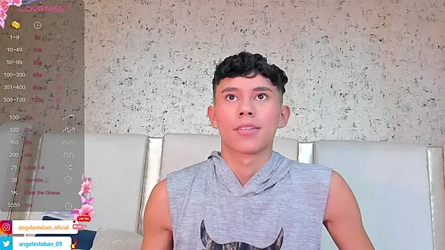 Snapshot of Angel_esteban_fx chatting on March 7, 3:40 am Angel esteban fx online show from March 7, 3:40 am